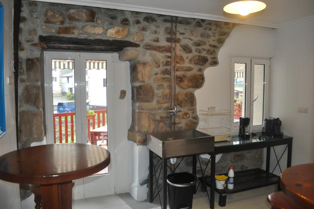 Hostal Auzoa Bera  Extérieur photo