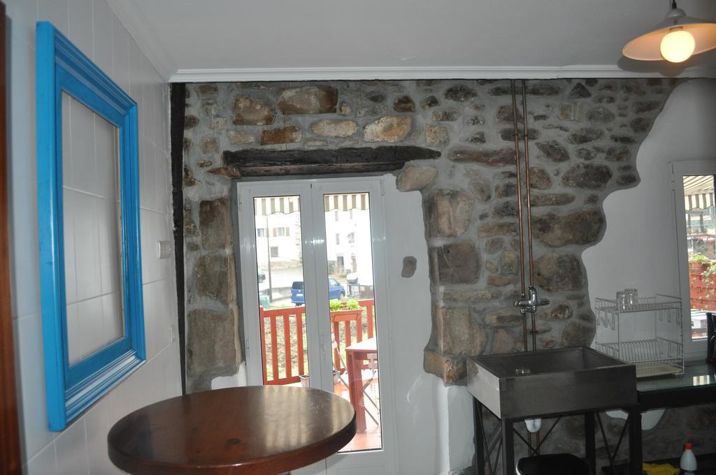 Hostal Auzoa Bera  Extérieur photo